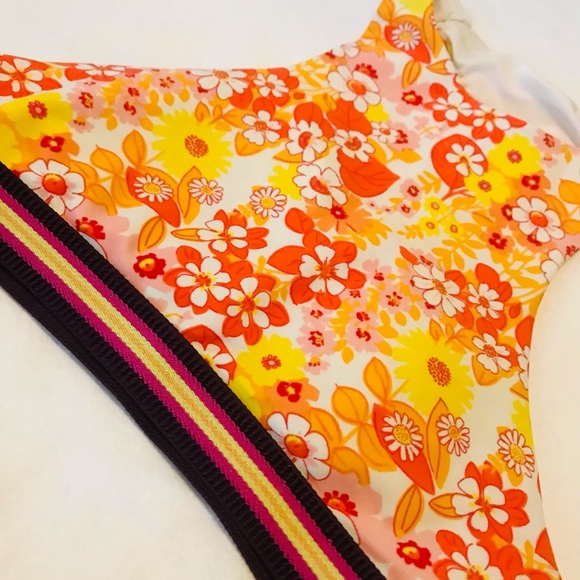 🧡🌺AERIE-ORANGE FLORAL BRIGHT RACERBACK BIKINI TOP🌺🧡 - Picture 5 of 11